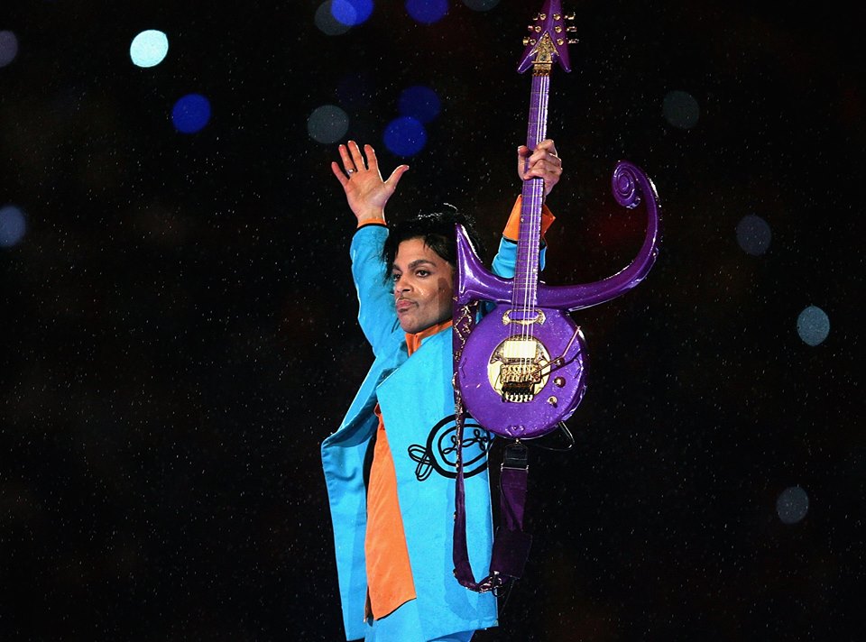 The Death of  Music Icon, Prince, Shocks  Fans